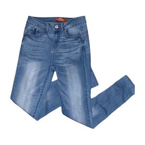 5 for $20 // Wax Jean Butt I Love You Distressed Skinny Jeans